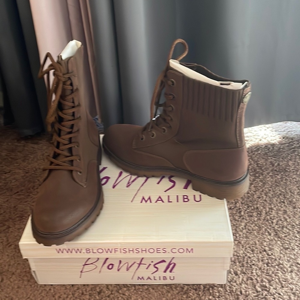 Blowfish Malibu Reilly Lace Up Combat Boot NWT